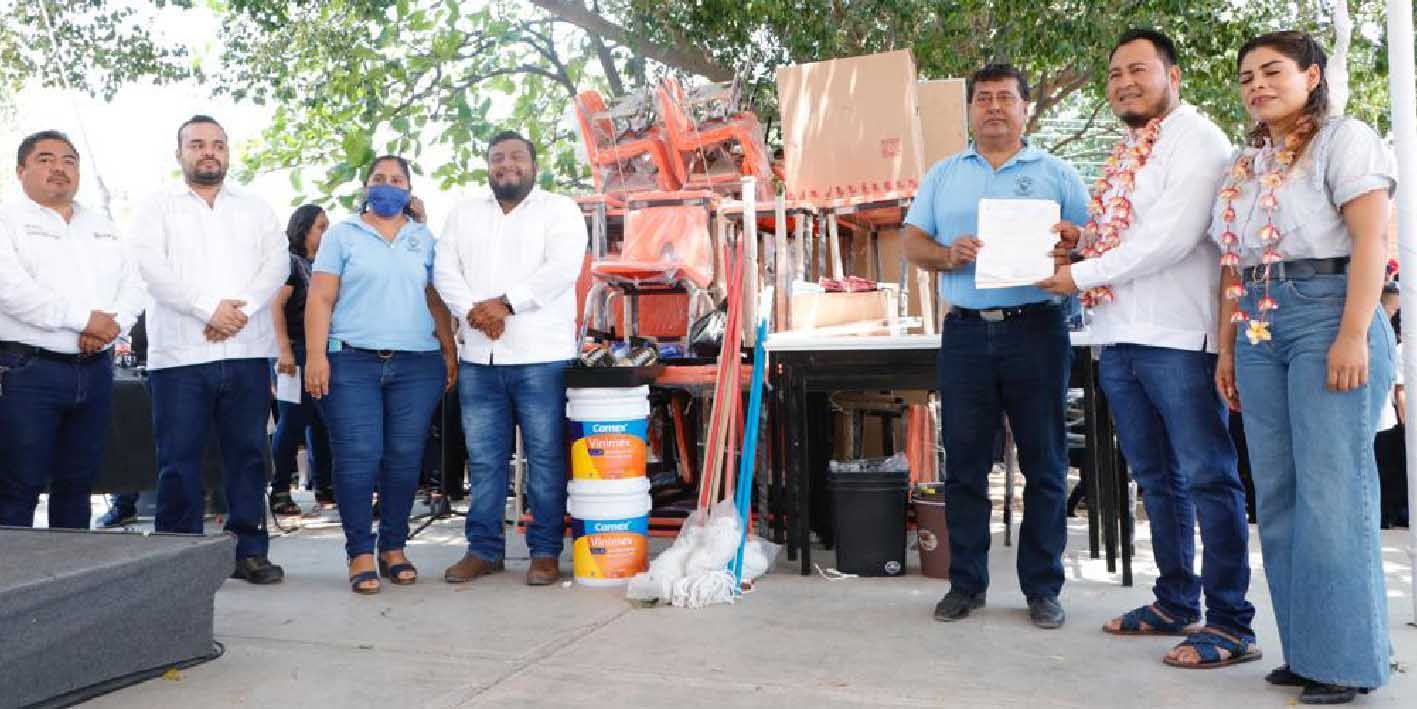 Entrega IEEPO mobiliario y material a escuelas de nivel básico del Istmo –  Prensa Digital Mexico